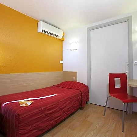 Hotel Premiere Classe *